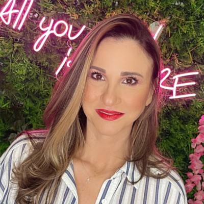 Simona S.
